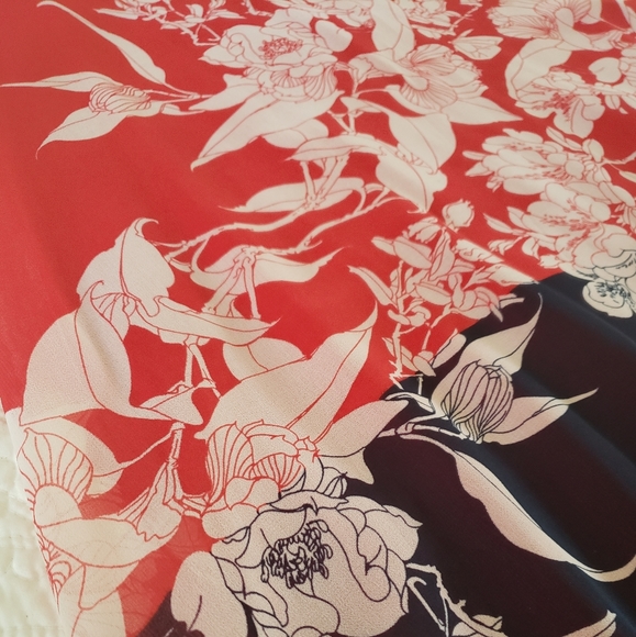 Max edition red blue dress - Picture 3 of 4